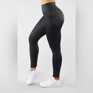 BuffBunny Rebel Leggings - Black Leopard